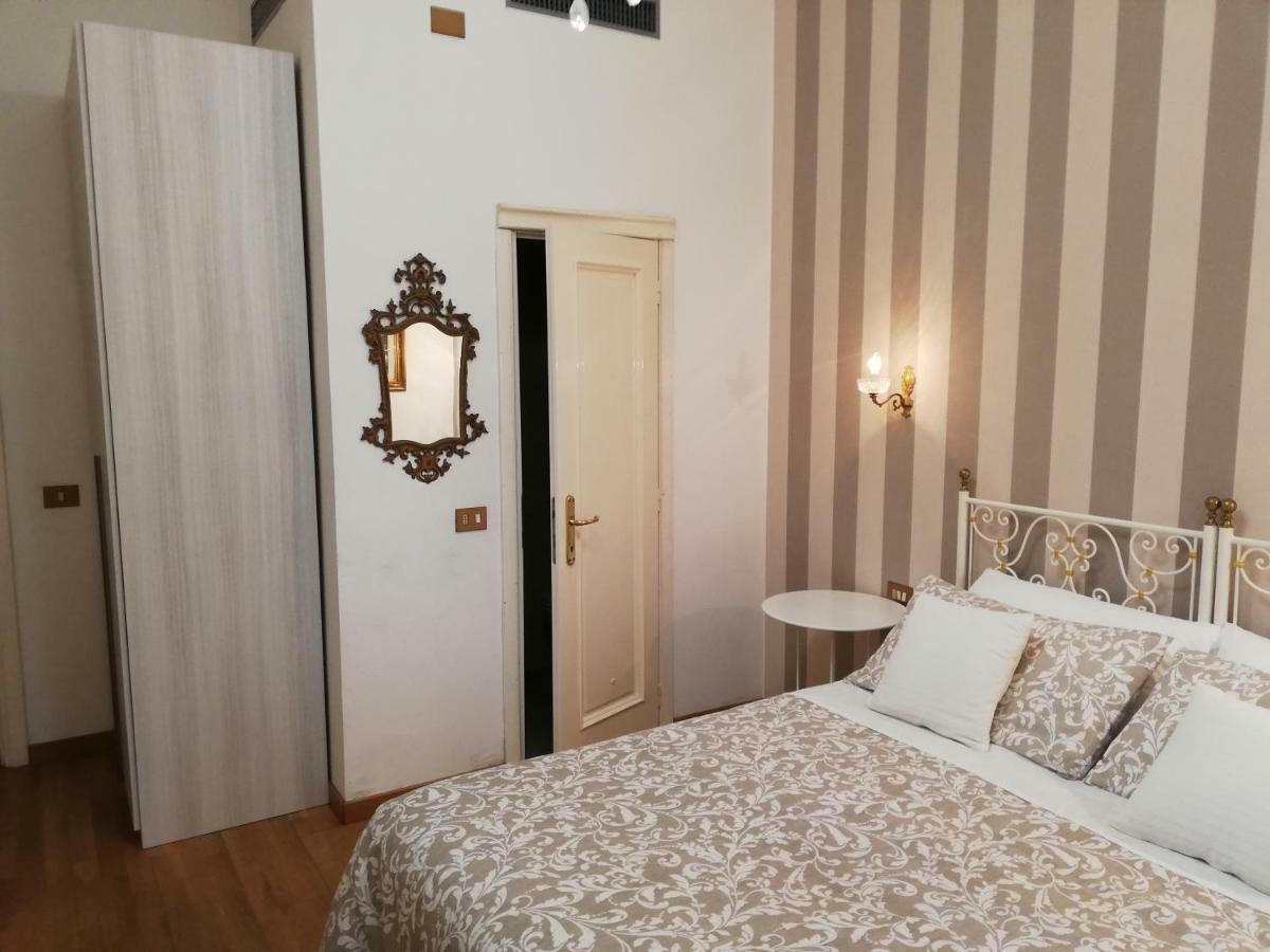 Casavacanza Villa D Funny Виареджо Екстериор снимка