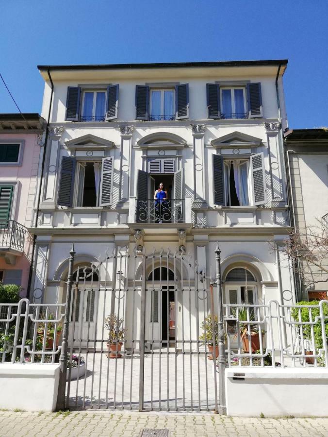 Casavacanza Villa D Funny Виареджо Екстериор снимка